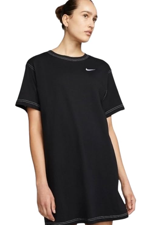 Nike Women's Regular T-Shirt